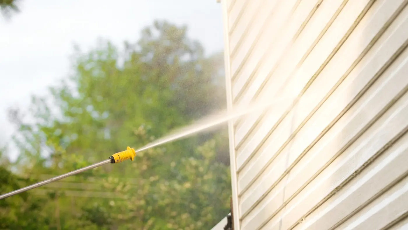 C2Clean soft washing siding service in Aurora OH